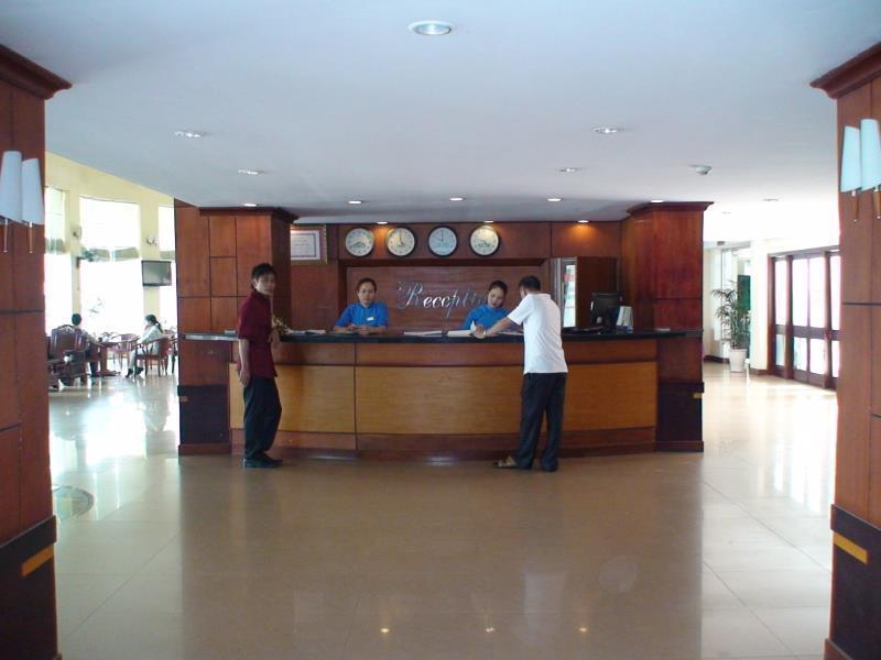Huu Nghi Hotel Vinh Exterior photo